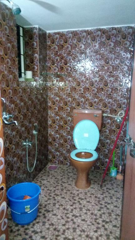 Geeta Guest House กาลังกูติ ภายนอก รูปภาพ